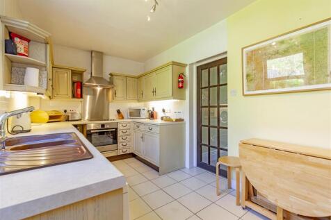 Kitchen-2.jpg