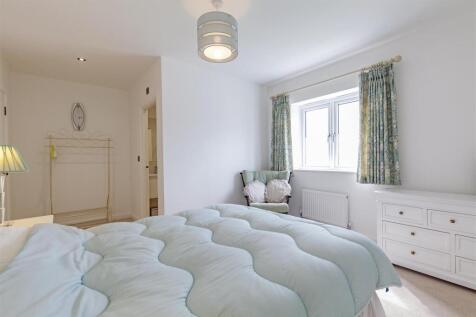 Bedroom 2-3.jpg