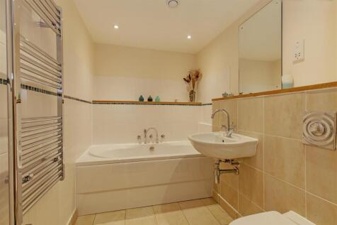 Bathroom-1.jpg