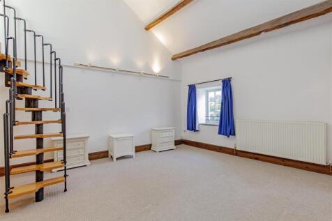 Bedroom 1-1.jpg