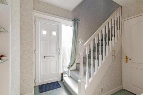 Entrance Hall-1.jpg