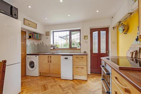 Kitchen-3.jpg