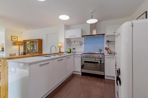 Kitchen-2.jpg