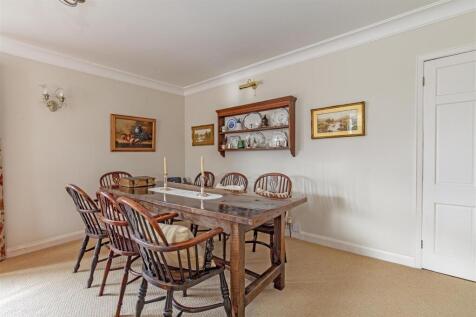 Reception Room-3.jpg