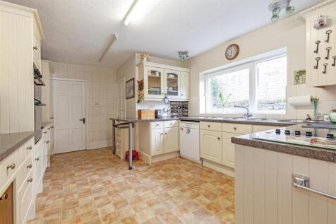 Kitchen-3.jpg