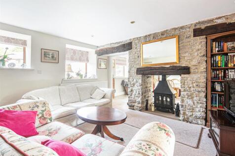 Living Room 1  copy.jpg