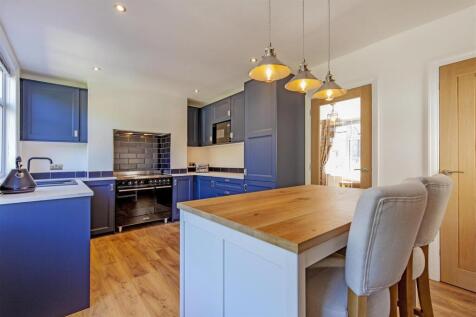 Kitchen-2.jpg