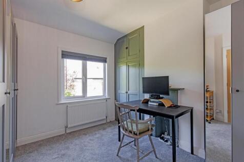 Bedroom 2-1.jpg