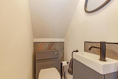 Cloakroom-1.jpg