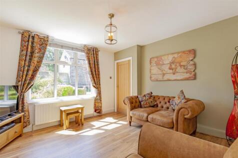Reception Room-3.jpg