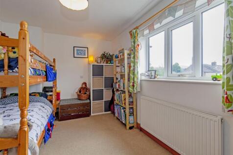 Bedrooom 2-1.jpg