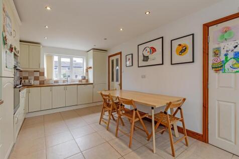 Kitchen-3.jpg