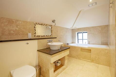 Bedroom 1 En Suite