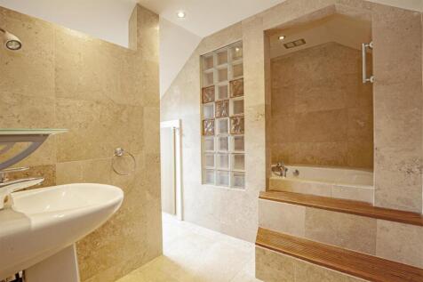 Bedroom 2 En Suite