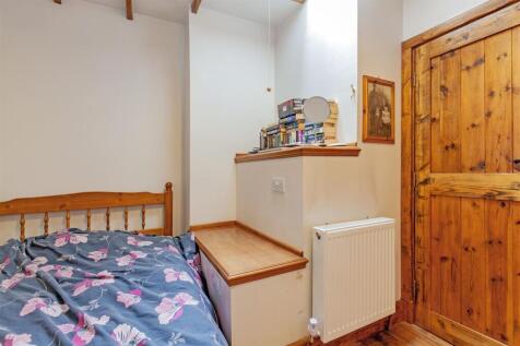 Bedroom 2-2.jpg