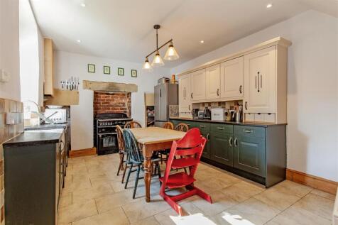 Kitchen-1.jpg
