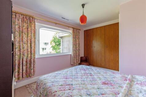 Bedroom 3-2.jpg