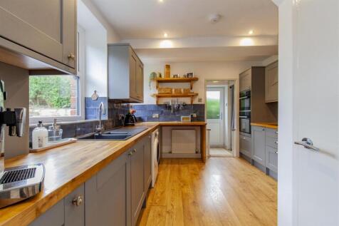 Kitchen-1.jpg