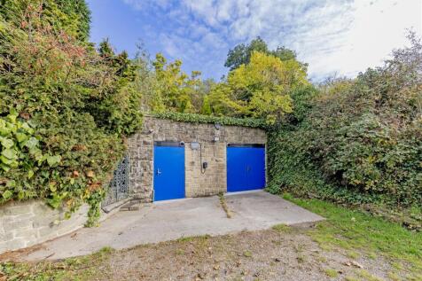 Garage-1.jpg