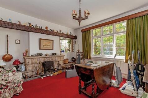 Dining Room-1.jpg