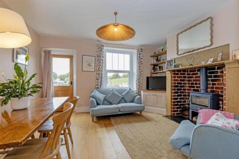 Reception Room-1.jpg