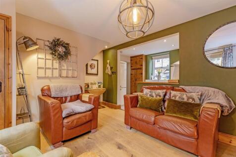 Reception Room-2.jpg