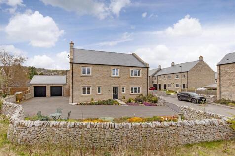 Front External-2.jpg