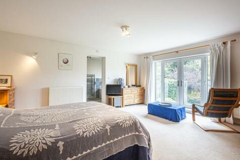 Principal bedroom