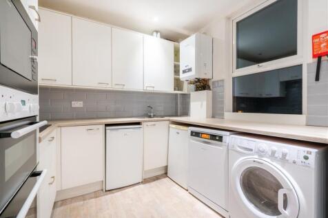 433 Glossop - kitchen