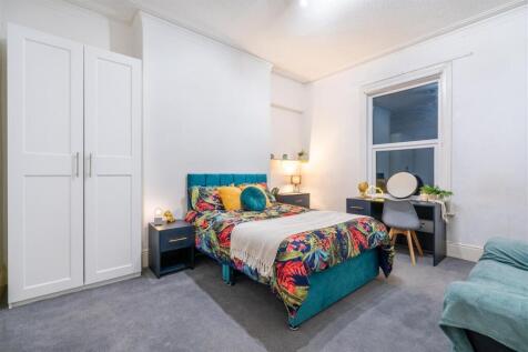 433 Glossop - Bedroom