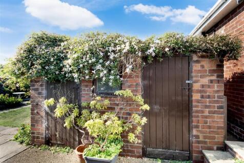 Outbuilding