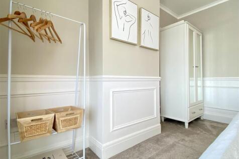 Principal bedroom