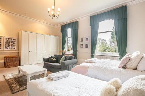 Dining room/bedroom three