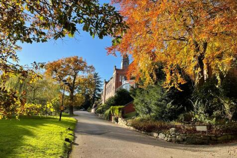 Vendors photo of the setting in Autumn