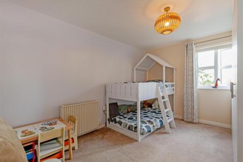 Bedroom 2-1.jpg