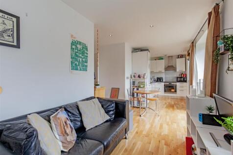 Sitting Room-4.jpg