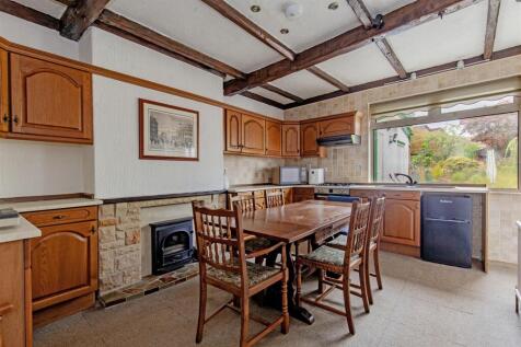 Kitchen-2.jpg