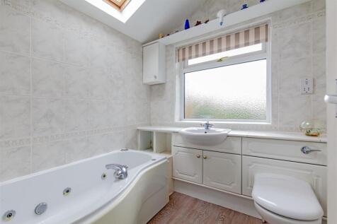 Bathroom-1.jpg