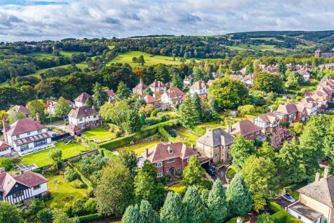 Aerial of house and surrounding area