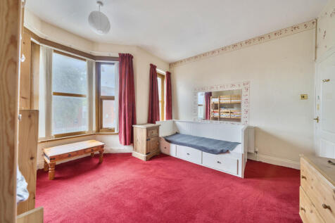 1363997-8-68e7a56...