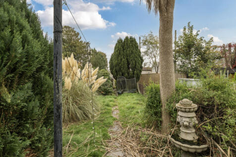 1363997-4-68e7a4b...