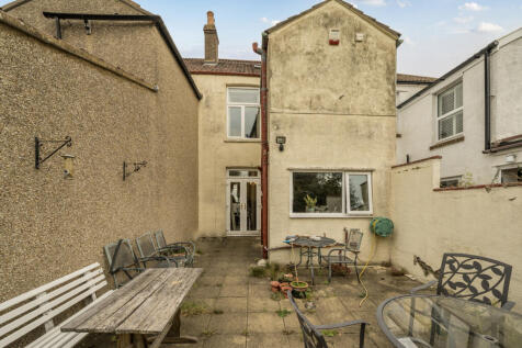 1363997-3-68e7a49...