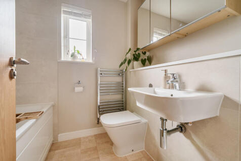 1364820-2-68fb4ad...