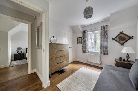 1372526-18-68fa0e...