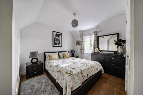 1372526-10-68fa0c...