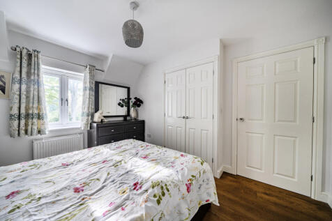 1372526-12-68fa0e...