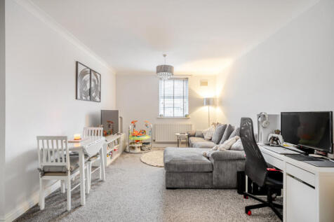 1385622-4-692872c...