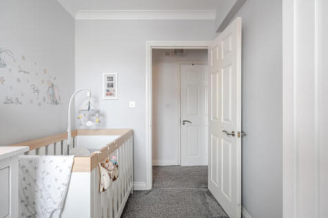 1385622-12-692872...