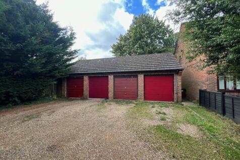 GARAGE.jpg