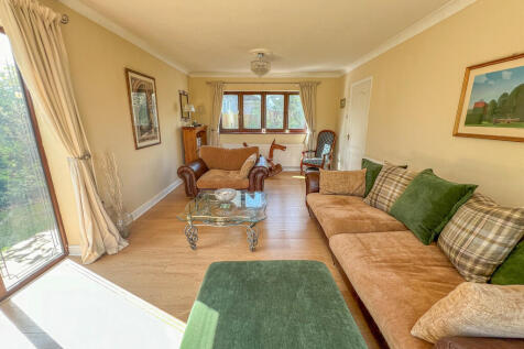 lounge 1